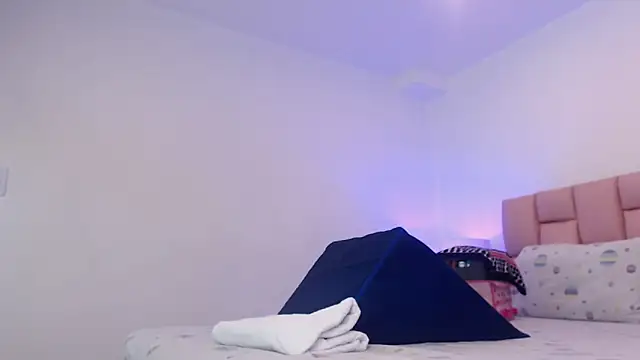 Snapshot of Zoe_Vixen chatting on 30, 12, 2024 Zoe Vixen online show from 30, 12, 2024