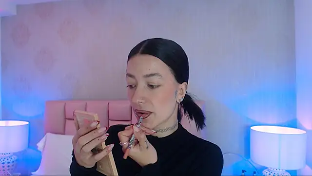 Snapshot of Zoe_Vixen chatting on 17, 1, 2025 Zoe Vixen online show from 17, 1, 2025