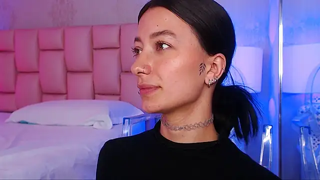 Snapshot of Zoe_Vixen chatting on 17, 1, 2025 Zoe Vixen online show from 17, 1, 2025