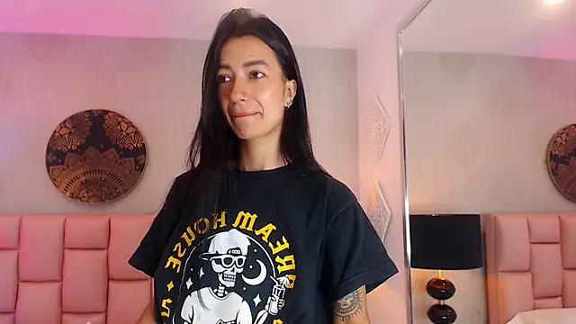 Snapshot of Zoe_Vixen chatting on 28, 1, 2025 Zoe Vixen online show from 28, 1, 2025