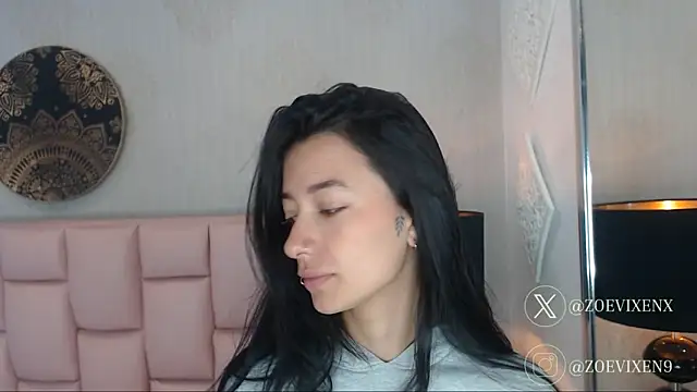 Snapshot of Zoe_Vixen chatting on 7, 2, 2025 Zoe Vixen online show from 7, 2, 2025