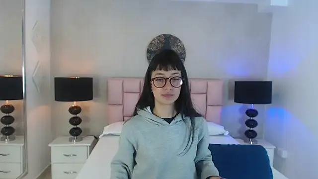 Snapshot of Zoe_Vixen chatting on 26, 2, 2025 Zoe Vixen online show from 26, 2, 2025