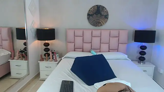 Snapshot of Zoe_Vixen chatting on 28, 2, 2025 Zoe Vixen online show from 28, 2, 2025