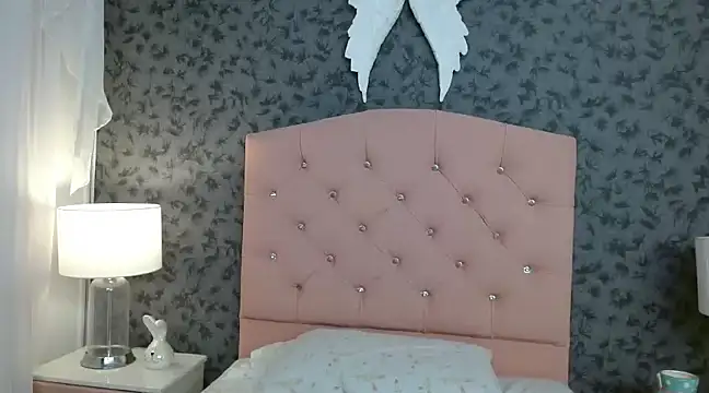 Snapshot of Zoe_Vixen chatting on 11, 3, 2025 Zoe Vixen online show from 11, 3, 2025