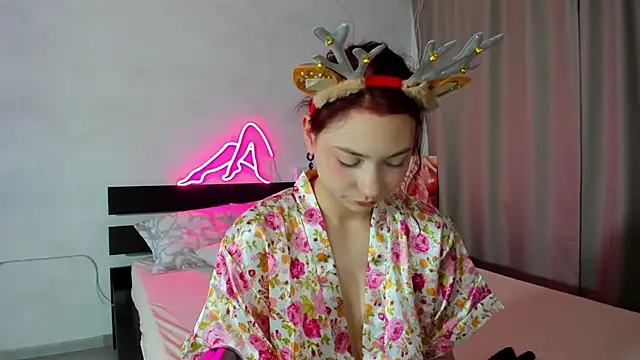 Miss you kiss online show from 5, 12, 2024