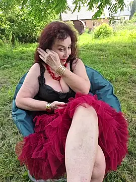 Snapshot of GypsyEsmeralda chatting on 12, 6, 2026 GypsyEsmeralda online show from 12, 6, 2026