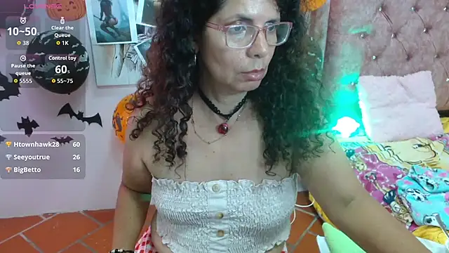 Snapshot of sila_bolum chatting on 19, 10, 2025 sila bolum online show from 19, 10, 2025