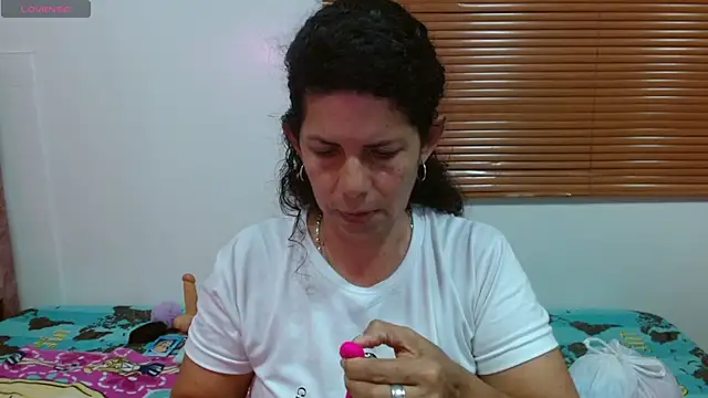 Snapshot of sila_bolum chatting on 11, 11, 2025 sila bolum online show from 11, 11, 2025