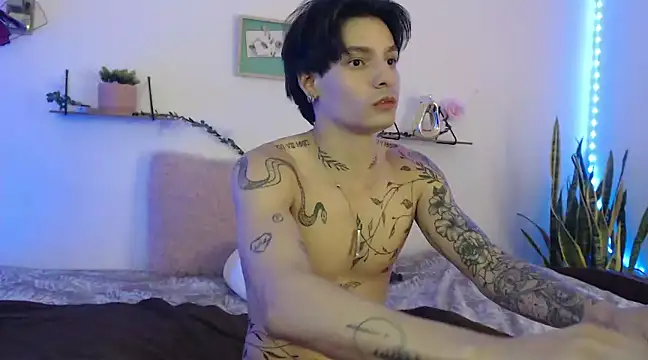 Apolo Hidalgo01 online show from 13, 1, 2025