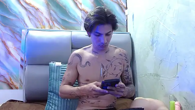 Apolo Hidalgo01 online show from 22, 2, 2025