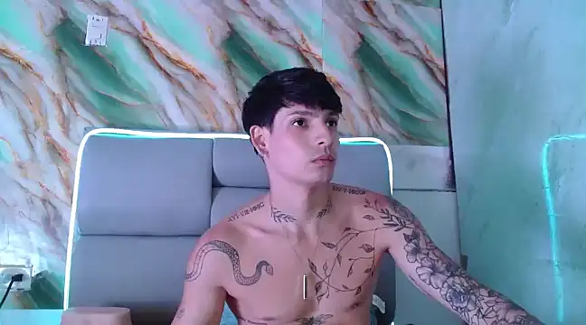 Apolo Hidalgo01 online show from 8, 3, 2025