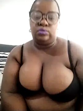 Snapshot of HotBootyBabe90 chatting on 18, 2, 2026 HotBootyBabe90 online show from 18, 2, 2026