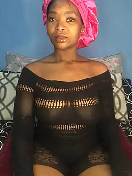 Snapshot of NunuBerry16 chatting on 16, 12, 2024 NunuBerry16 online show from 16, 12, 2024