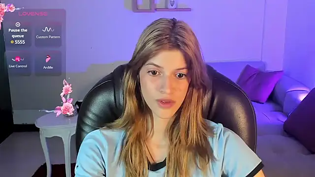 Nora Vennucci online show from 8, 2, 2025