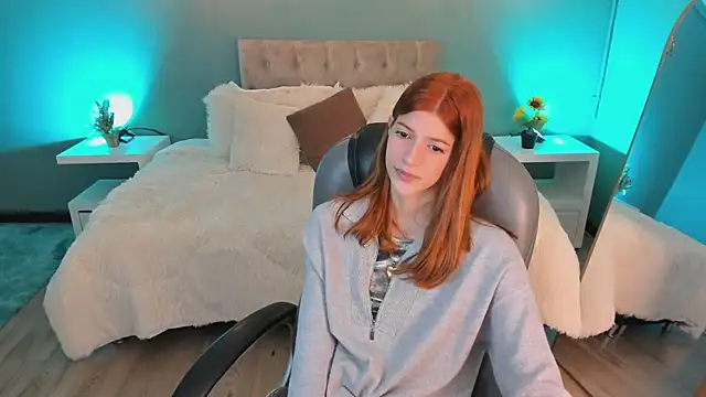 Nora Vennucci online show from 29, 10, 2025