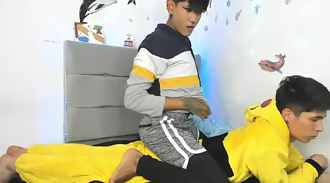 andrew uwu  online show from 14, 12, 2024