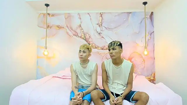 StrawwBoys online show from 26, 12, 2024