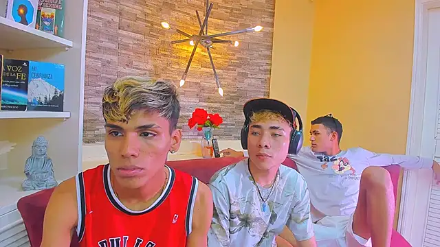 StrawwBoys online show from 20, 1, 2025