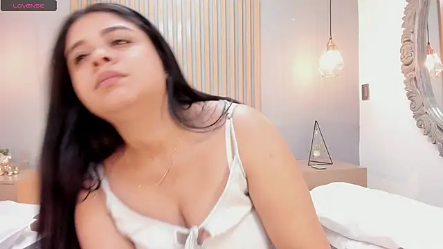 mary suarez online show from 19, 1, 2025