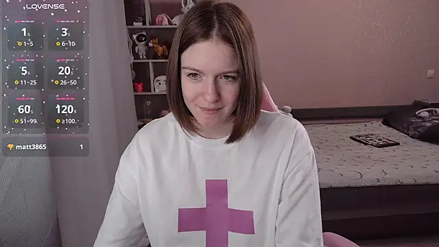 Snapshot of CassieJuice69 chatting on 7, 11, 2025 CassieJuice69 online show from 7, 11, 2025