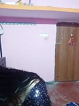 Snapshot of Cute-Simmi chatting on 3, 1, 2025 Cute-Simmi online show from 3, 1, 2025