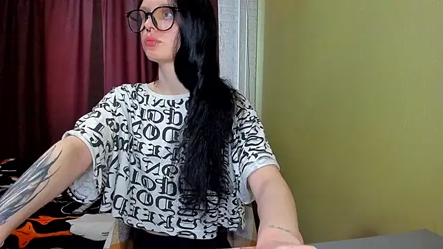 Hi Kitti online show from 11, 3, 2025