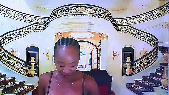 Snapshot of EbonyCreamy69 chatting on 3, 1, 2025 EbonyCreamy69 online show from 3, 1, 2025