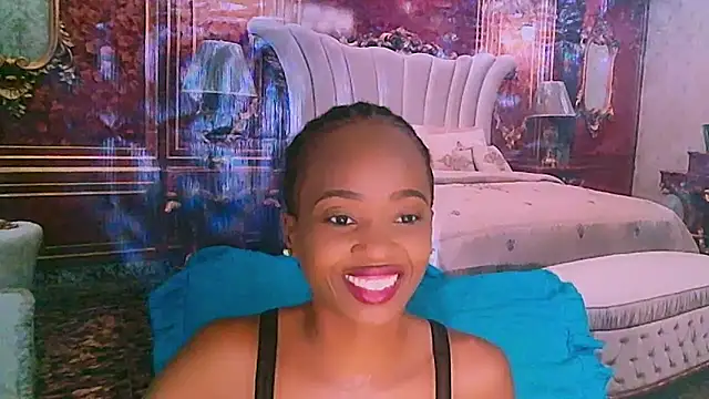 Snapshot of EbonyCreamy69 chatting on 24, 1, 2025 EbonyCreamy69 online show from 24, 1, 2025