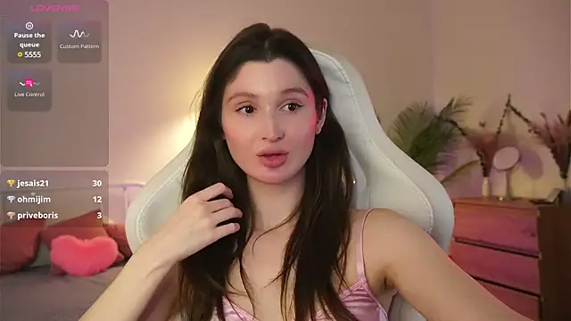 Snapshot of tender_babyy chatting on 12, 3, 2025 tender babyy online show from 12, 3, 2025