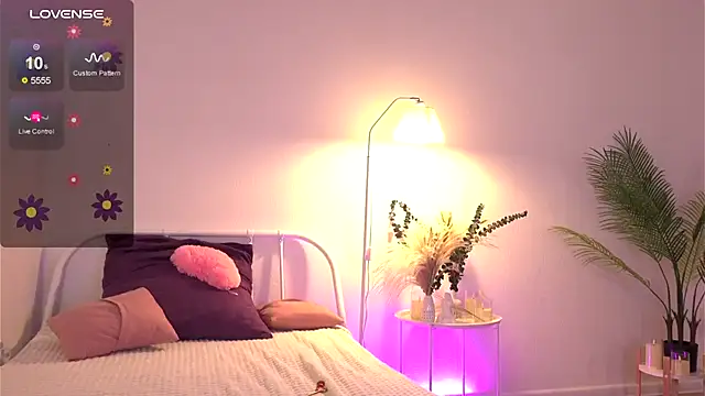 Snapshot of tender_babyy chatting on 18, 9, 2025 tender babyy online show from 18, 9, 2025