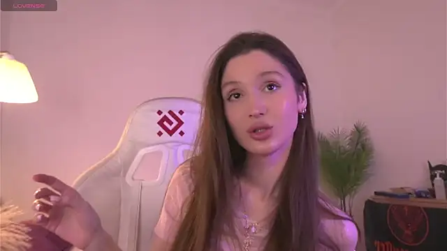 Snapshot of tender_babyy chatting on 2, 12, 2025 tender babyy online show from 2, 12, 2025