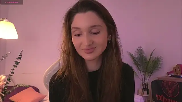 Snapshot of tender_babyy chatting on 14, 12, 2025 tender babyy online show from 14, 12, 2025