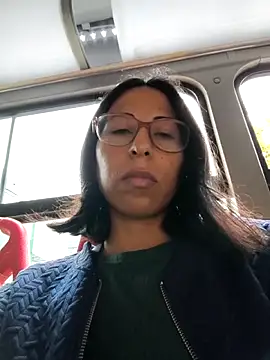 Snapshot of MirandaSingle chatting on 29, 5, 2026 MirandaSingle online show from 29, 5, 2026