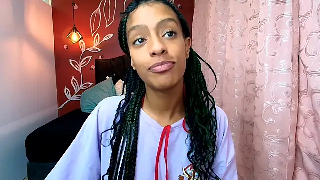 Zia Green online show from 15, 12, 2024