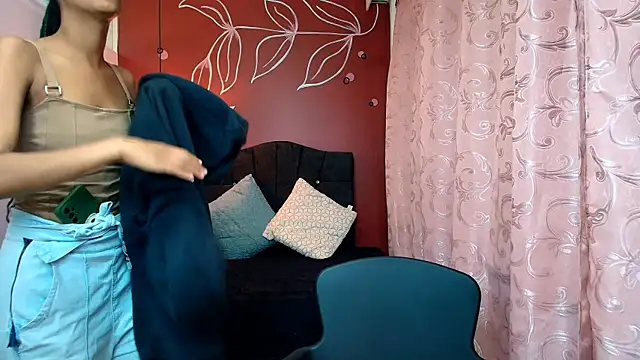 Zia Green online show from 19, 12, 2024