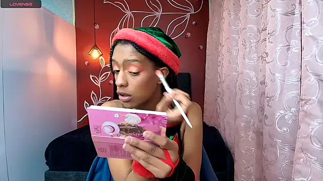 Zia Green online show from 24, 12, 2024