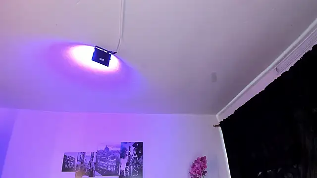 Amy Kiitty  online show from 30, 10, 2025