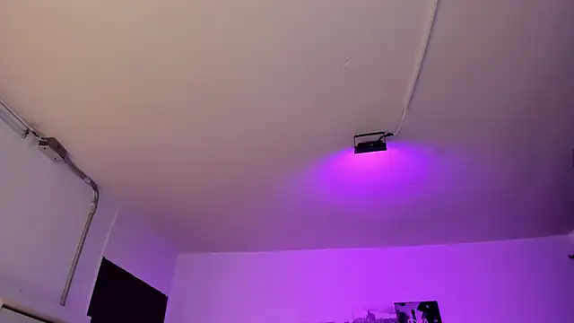 Amy Kiitty  online show from 31, 3, 2026