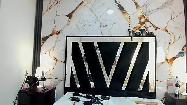 KarinaSimonz online show from 14, 9, 2025