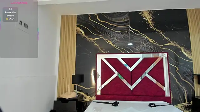 KarinaSimonz online show from 13, 12, 2025