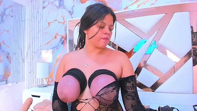 Snapshot of KarinaSimonz chatting on 24, 4, 2026 KarinaSimonz online show from 24, 4, 2026