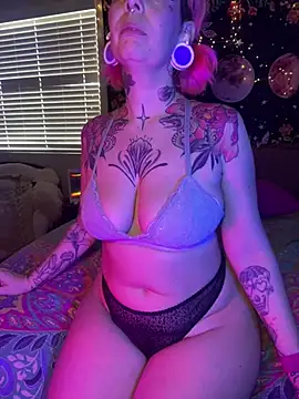 GoldieBakeman online show from 4, 2, 2025