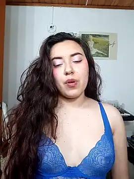 Emi chik online show from 21, 9, 2025