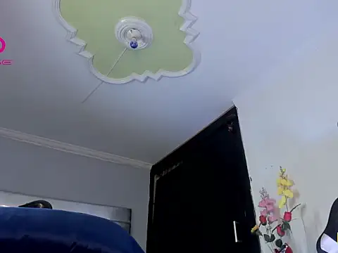 Snapshot of Eyleen_Santos chatting on 26, 2, 2026 Eyleen Santos online show from 26, 2, 2026