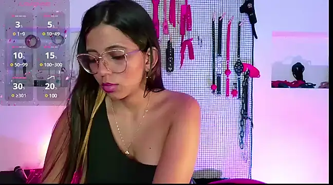 Megaan Greey online show from 19, 12, 2024