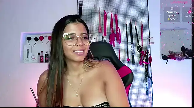 Megaan Greey online show from 13, 1, 2025