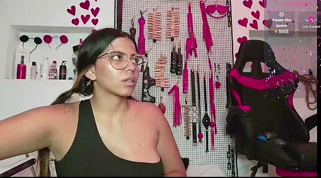 Megaan Greey online show from 8, 3, 2025