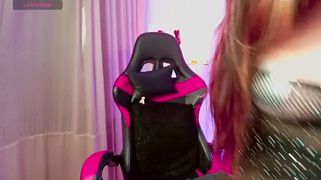 Megaan Greey online show from 8, 10, 2025