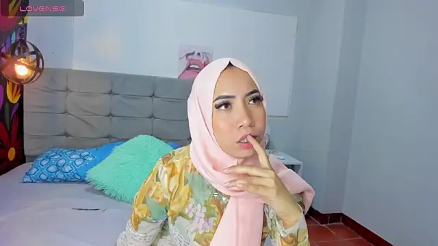 Sweet hot mia online show from 23, 1, 2025