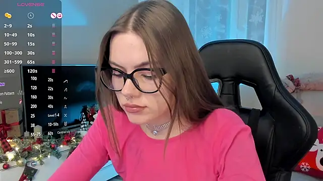 Snapshot of Marta_May_ chatting on 11, 1, 2025 Marta May online show from 11, 1, 2025